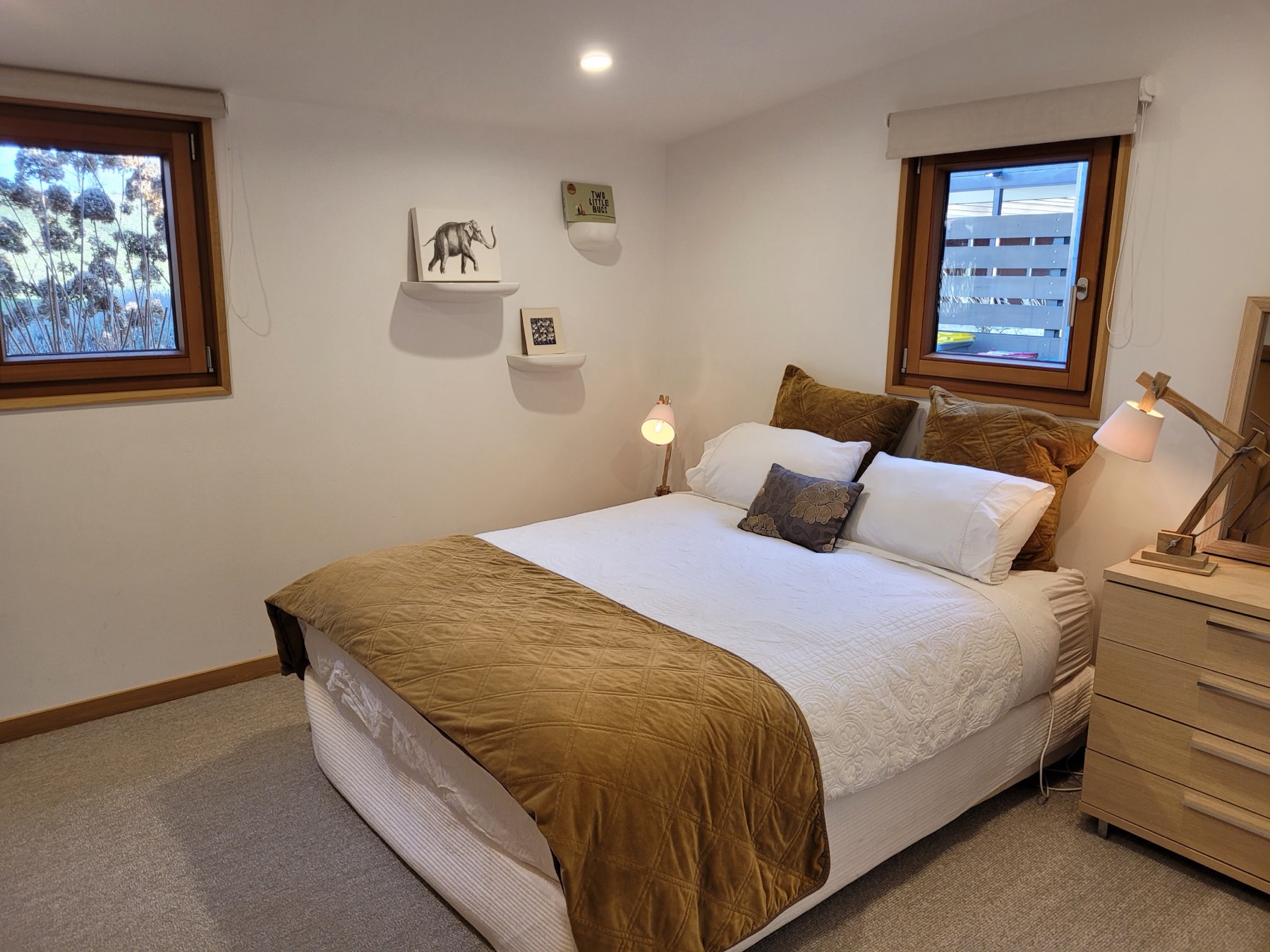 The queen bedroom